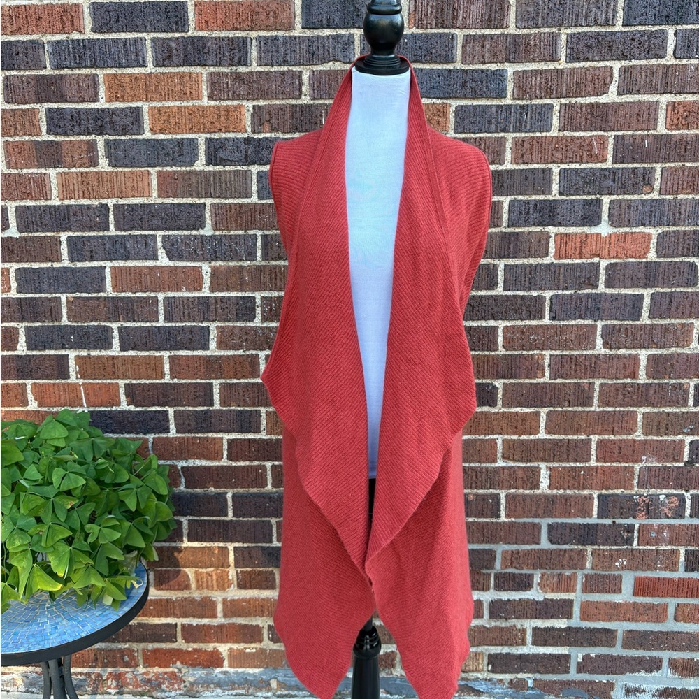Neiman Marcus Vibrant Orange Knitwear